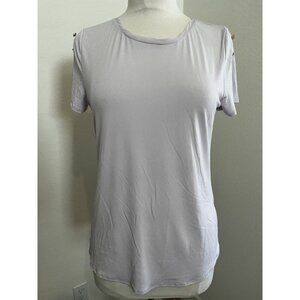 T Tahari size medium light lavender knit blouse gold buttons on short sleeve $58